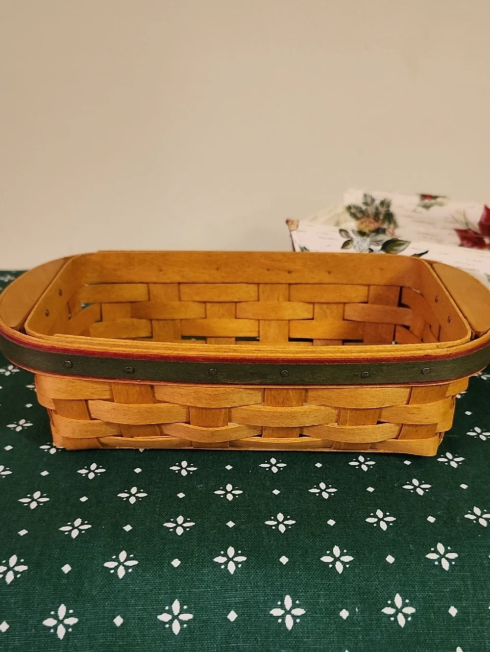 Longaberger 2006 Holiday Helper Basket